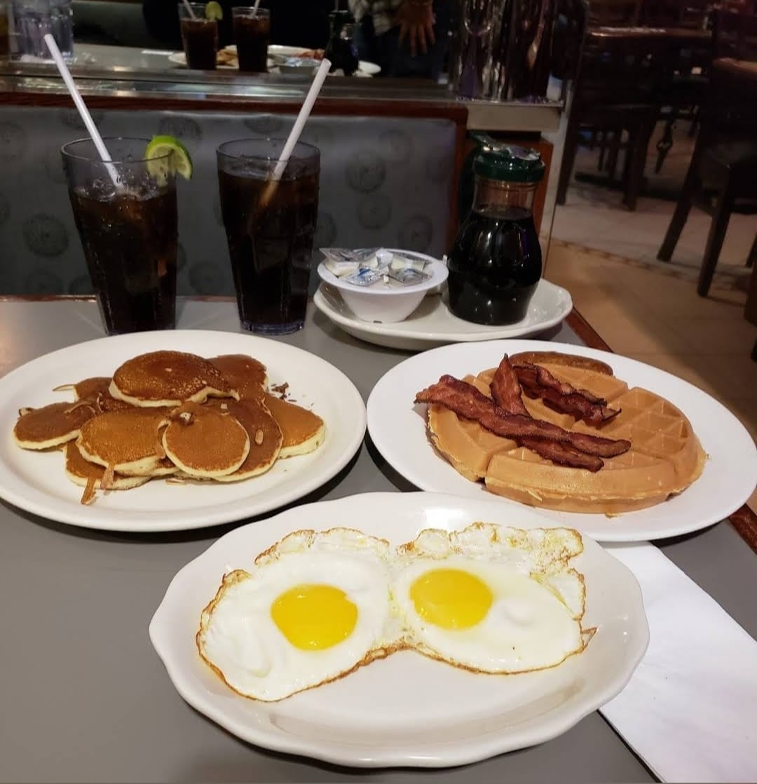 Delicious American Breakfast at Crosstown Diner Bronx