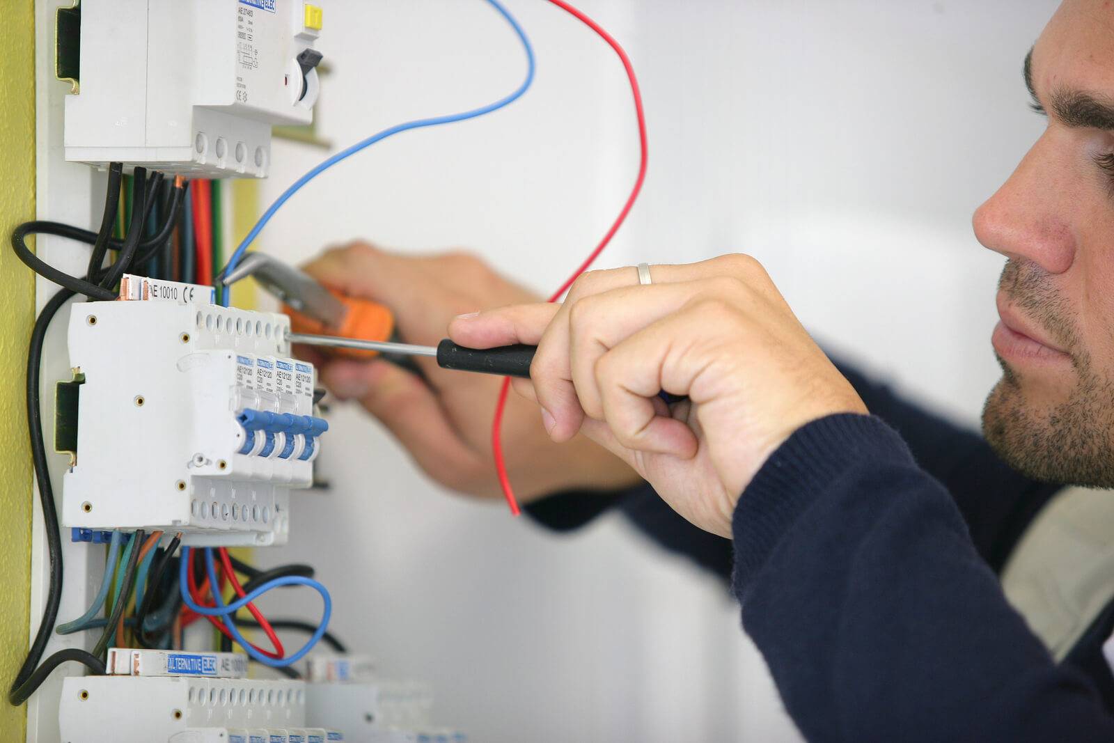 Electrical services in Columbia