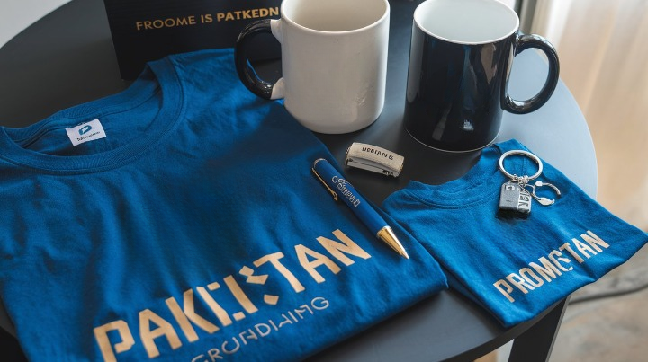 custom promoter kit in Pakistan | Vorson Giveaways